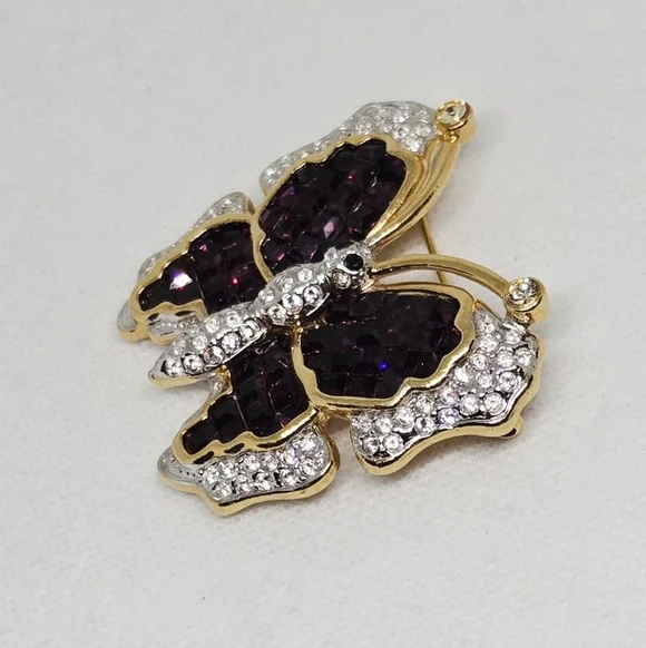 Purple Rhinestone Butterfly Brooch Gold Tone Crystal Statement Pin - Picture 4 of 10